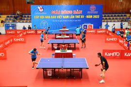 Nhiều đội, cá nhân lọt vào bán kết, chung kết Giải Bóng bàn Cúp Hội Nhà báo Việt Nam lần thứ XV - 2022