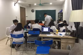 Học sinh trường chuyên áp đảo các giải học sinh giỏi quốc gia: Thành quả của luyện “gà nòi”!