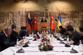 Đàm phán tại Istanbul: Nga hứa giảm quy mô quân sự và hướng tới hiệp ước hòa bình với Ukraine