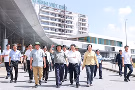 Thủ tướng: Dứt khoát tháo gỡ khó khăn để đưa các bệnh viện lớn tại Hà Nam vào hoạt động