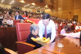 Đồng chí Võ Văn Thưởng dự chương trình tri ân người có công tại Bình Định