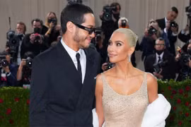 Pete Davidson phải điều trị tâm lý sau khi chia tay Kim Kardashian