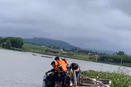 Tìm thấy thi thể nam thanh niên bị nước cuốn trôi khi đi qua đập tràn