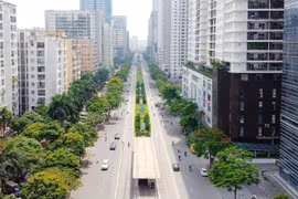 Hà Nội: Xây dựng cầu vượt cho người đi bộ qua đường Lê Văn Lương