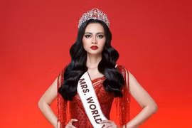 Lộ diện trang phục dạ hội của Hoa hậu Quý bà Việt Nam 2022 Nguyễn Thị Bích Hạnh tại Mrs World 2022