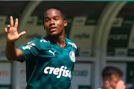 Real Madrid công bố tân binh trị giá 72 triệu euro