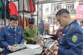 Lào Cai: Thu giữ 180 xe đạp và xe đẩy trẻ em nhập lậu 