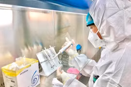 Bộ Y tế yêu cầu tăng cường quản lý ca bệnh COVID-19