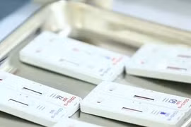 Chuyên gia chỉ rõ các sai lầm khi sử dụng test nhanh COVID-19