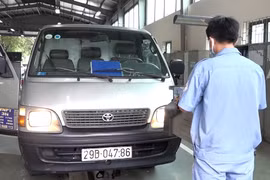 Đề xuất bắt buộc dán thẻ ETC khi đăng kiểm ô tô: Liệu đã hợp lý?