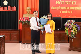 Nhà báo Nguyễn Thị Thu Thủy giữ chức vụ Phó Tổng Biên tập Báo Nam Định