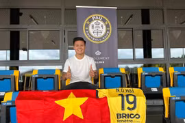 Quang Hải vượt qua kiểm tra y tế, nhận số 19 tại Pau FC