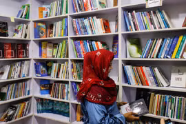 Phụ nữ Afghanistan mở thư viện để chống lại sự cấm đoán học tập