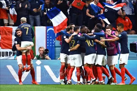 HLV Deschamps được trọng thưởng sau khi giúp Pháp lọt vào bán kết World Cup 2022