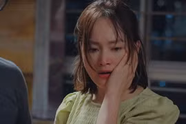 Thương Ngày Nắng Về khiến người xem 'ngộp thở' vì bi kịch gia đình chồng của nhân vật Khánh