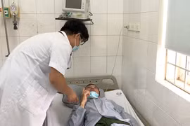 Hà Nội: Sốt xuất huyết tăng mạnh, nhiều ca biến chứng nguy hiểm