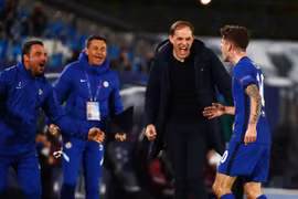 HLV Thomas Tuchel từ chối 3 lời đề nghị từ Ngoại hạng Anh