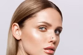 Nốt ruồi ở mũi ở nam và nữ có ý nghĩa gì? Tốt hay xấu?