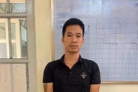 Thay tên đổi họ, trốn nã 10 năm vẫn bị bắt giữ