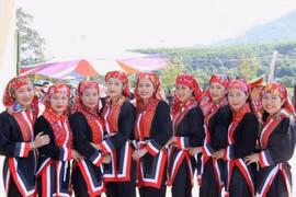 Bình Liêu tổ chức cuộc thi “Người trình diễn trang phục dân tộc đẹp nhất”
