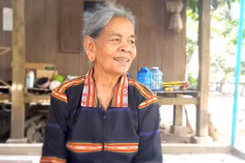 Nữ già làng Ksor H’Lâm: Gương sáng trong cộng đồng người Gia Rai