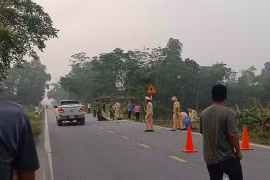Hòa Bình: Truy tìm ô tô gây tai nạn khiến 4 người thương vong rồi bỏ chạy
