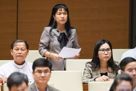 Cần có chế tài để chủ đầu tư dự án nhà ở thực hiện cam kết trả “sổ đỏ” cho khách hàng
