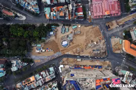 TP. HCM: Khẩn trương tái lập mặt đường Lê Lợi, người dân trông ngóng từng ngày