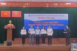 TP. Hồ Chí Minh trao tặng bằng khen cho Hội Doanh nhân trẻ Việt Nam