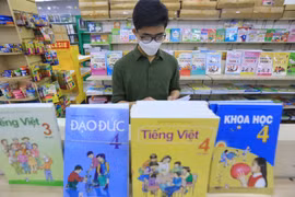 Điều chỉnh giá dịch vụ y tế, giáo dục: Cần cân nhắc thận trọng