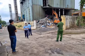 Hà Nội tiêu hủy 8 tấn mỹ phẩm nhập lậu, trị giá hơn 2,4 tỷ đồng