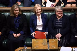 Tân Thủ tướng Anh Liz Truss đưa ra kế hoạch về năng lượng và thuế