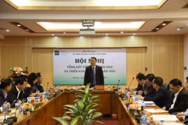 Năm 2022: Số lượng đầu tư chứng khoán mới tăng gấp đôi, dù thị trường giảm rất mạnh