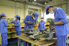 Giám sát chặt chẽ việc trả lương giờ làm thêm cho người lao động