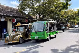 Tổng giám đốc nhận hối lộ trong vụ mua 30 xe điện tại Hội An bị khởi tố