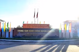 UBND huyện Long Hồ báo cáo không trung thực để "lừa dối" cơ quan cấp trên