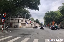 Hà Nội: Người dân bức xúc vì đường phố lồi lõm như “áo rách”