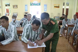 Lớp học đặc biệt trong trại giam