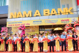 Đáp ứng nhu cầu giao dịch cuối năm, Nam A Bank thêm điểm kinh doanh
