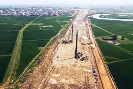 Kiên quyết chống thông thầu, chuyển nhượng thầu không đúng quy định trong dự án cao tốc Bắc - Nam