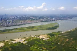 Sau cả thập kỷ "chìm nghỉm", bất động sản khu Đông và khu Bắc Hà Nội được hưởng lợi từ quy hoạch