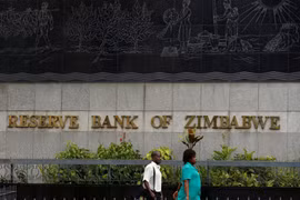 Zimbabwe phát hành đồng tiền vàng khi nội tệ rệu rã