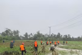 Thừa Thiên Huế: Tìm thấy thi thể 2 cậu cháu bị nước lũ cuốn trôi