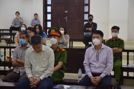 Cựu Thứ trưởng Bộ Y tế Trương Quốc Cường hầu toà phúc thẩm vụ buôn bán thuốc chữa bệnh giả
