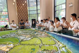 Giao dịch bất động sản qua sàn còn nhiều ý kiến trái chiều