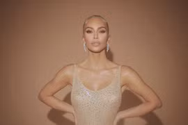 Kim Kardashian diện chiếc váy huyền thoại của Marilyn Monroe trên thảm đỏ Met Gala