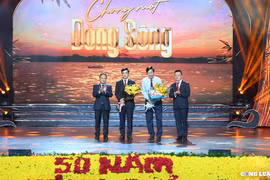 “Chung một dòng sông”: Hòa hợp, đoàn kết dân tộc, cùng xây dựng đất nước
