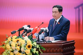 Phát triển con người Việt Nam toàn diện, xây dựng nền văn hoá tiên tiến, đậm đà bản sắc dân tộc