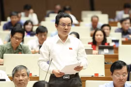 Kinh tế Việt Nam 2021: Phép thử bản lĩnh và “gió đã đảo chiều”
