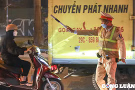 Hà Nội: Kiểm tra nồng độ cồn, nhiều "ma men" bị xử lý nghiêm